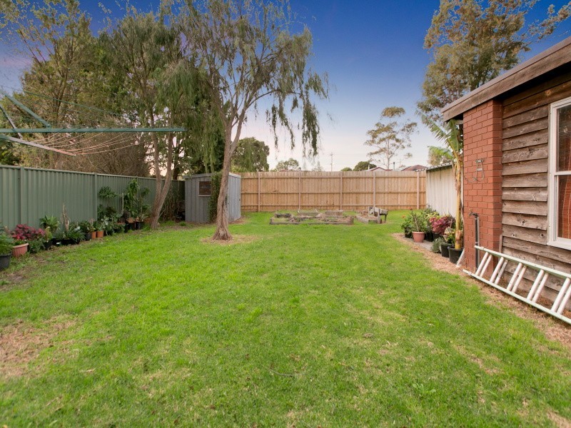 6 Elliott Street, Seaford VIC 3198