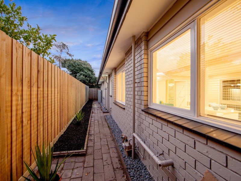 2 Carlisle Court, Frankston VIC 3199