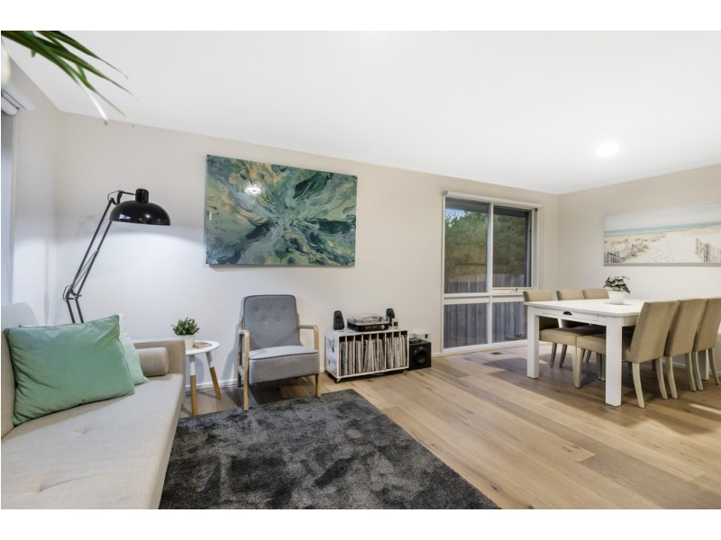 80 Raphael Crescent, Frankston VIC 3199