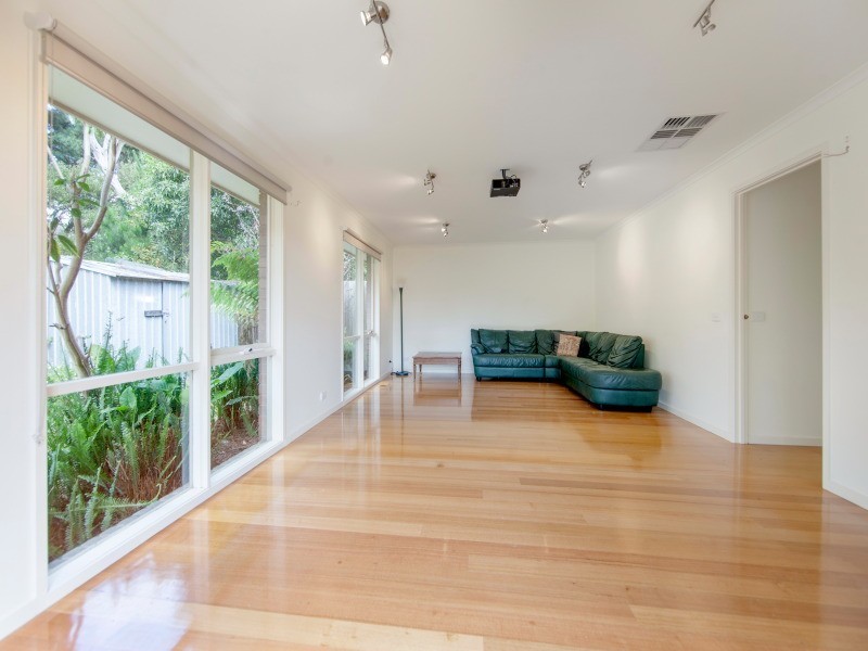 6 Partridge Crescent, Frankston VIC 3199