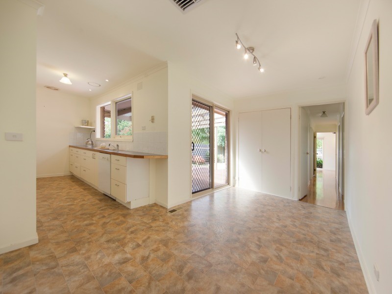 6 Partridge Crescent, Frankston VIC 3199