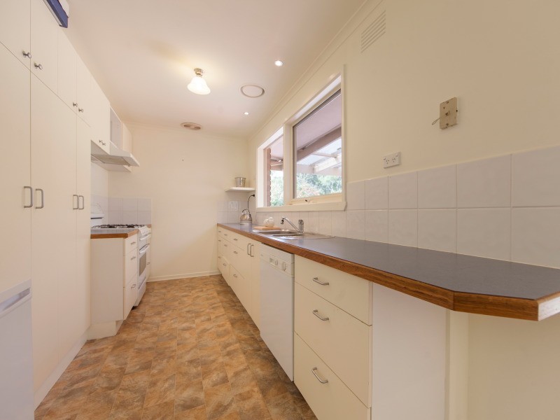 6 Partridge Crescent, Frankston VIC 3199