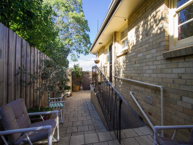 1/18 Bruarong Crescent, Frankston South VIC 3199