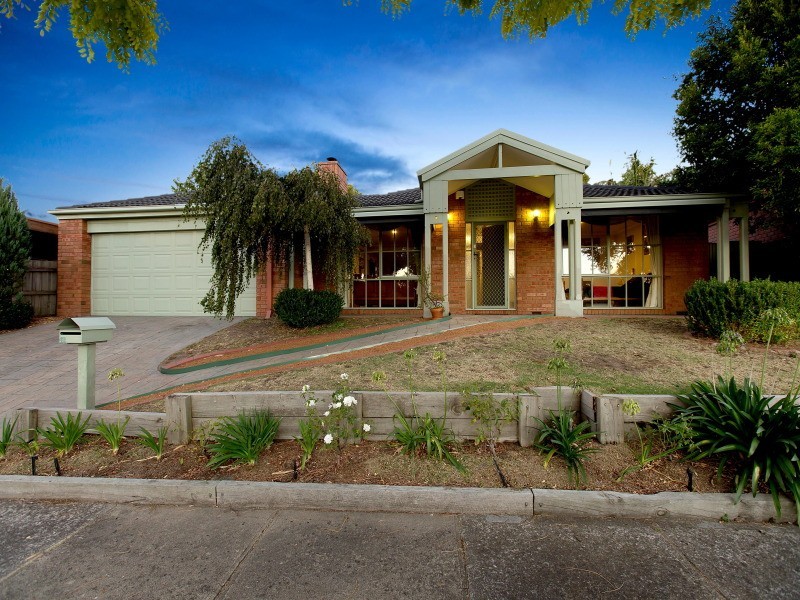 42 Bokissa Drive, Frankston VIC 3199