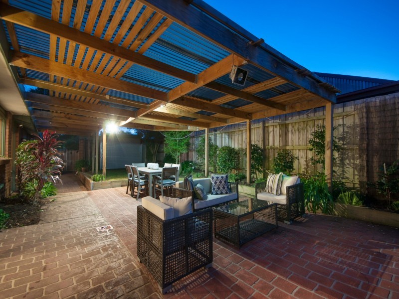 22 Raphael Crescent, Frankston VIC 3199