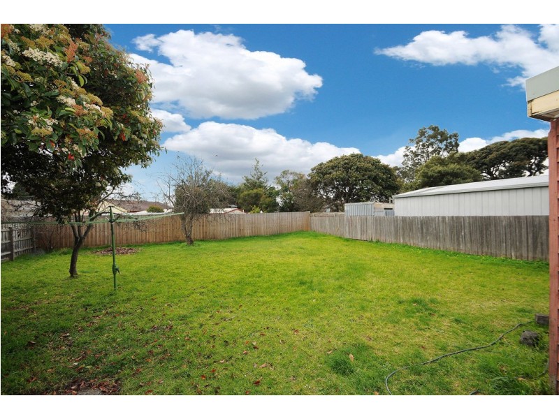 15 Poplar Street, Frankston North VIC 3200