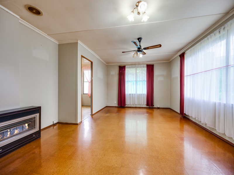 27 Rosemary Crescent, Frankston North VIC 3200