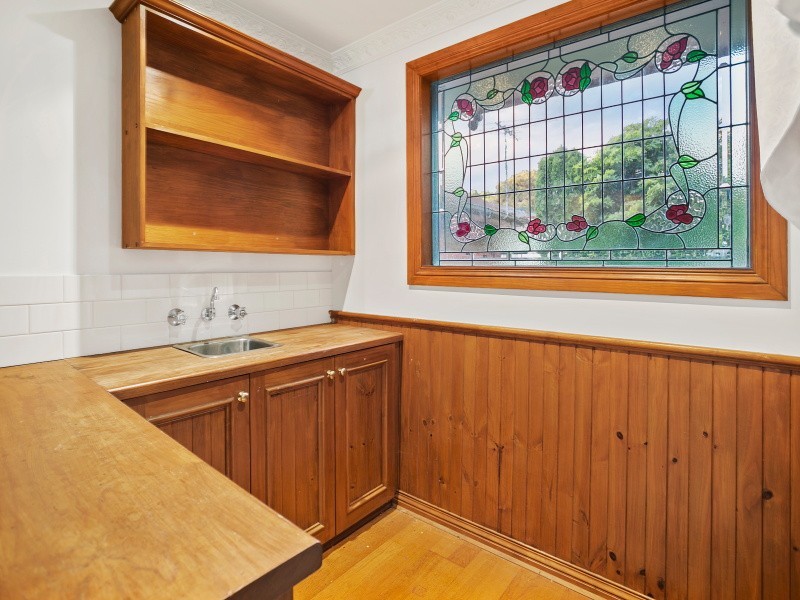 8 Grace Court, Frankston VIC 3199