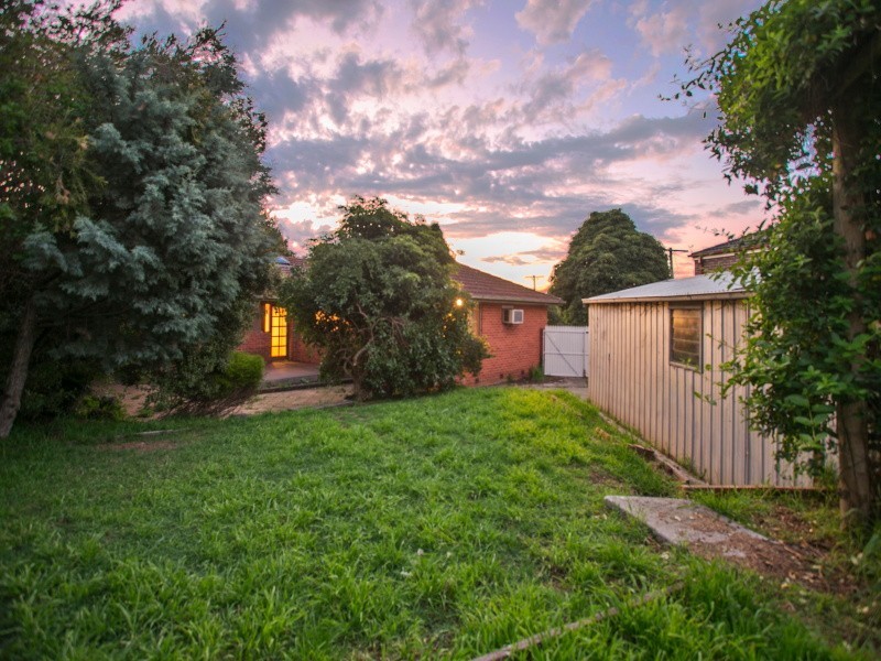 8 Grace Court, Frankston VIC 3199