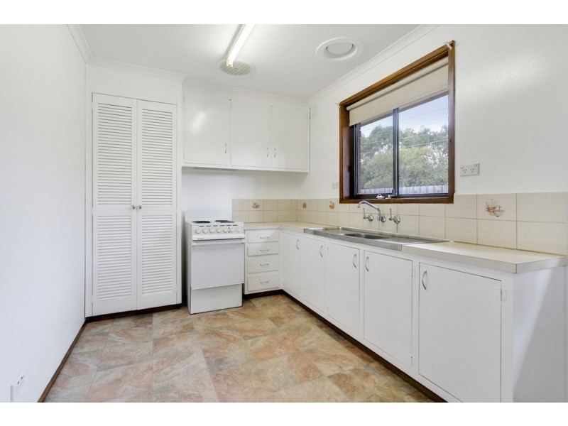 11 Hood Street, Frankston VIC 3199