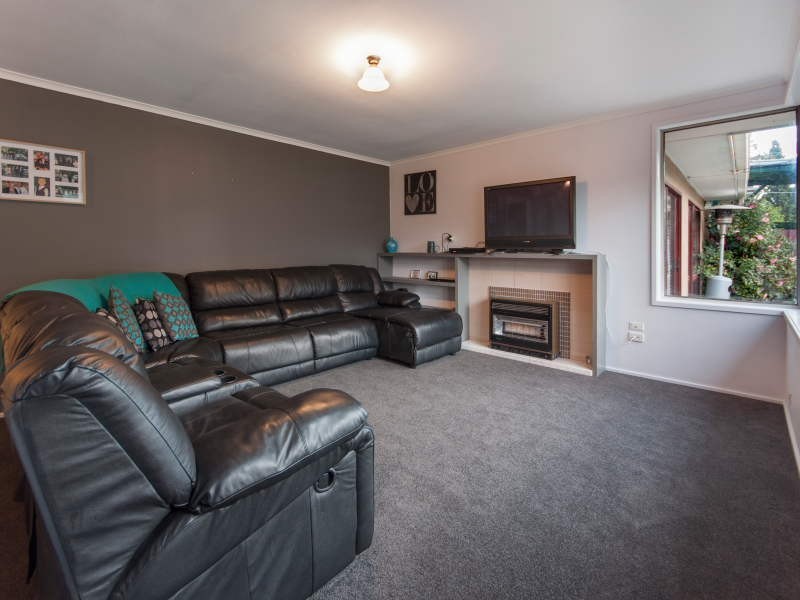4 Birch Grove, Frankston VIC 3199