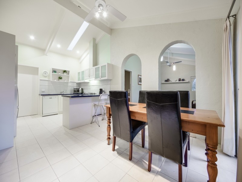 1 Carnoustie Court, Frankston VIC 3199