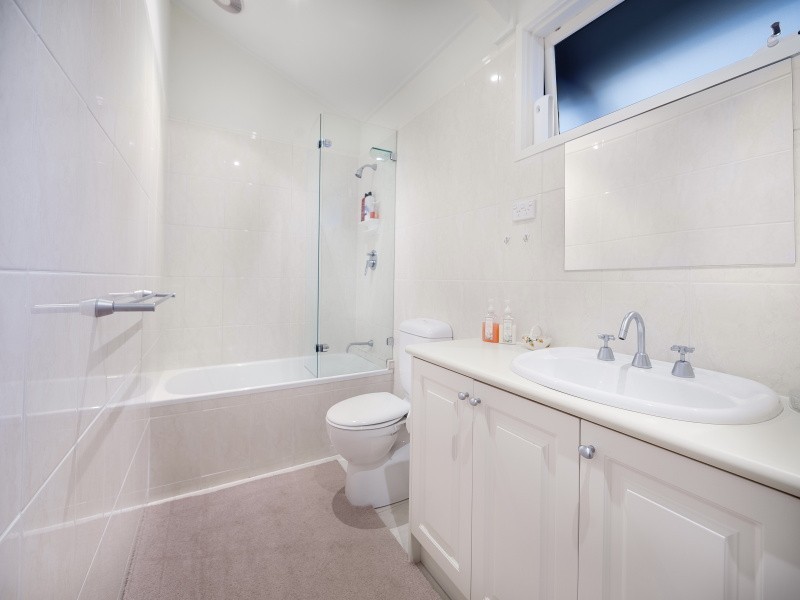 1 Carnoustie Court, Frankston VIC 3199