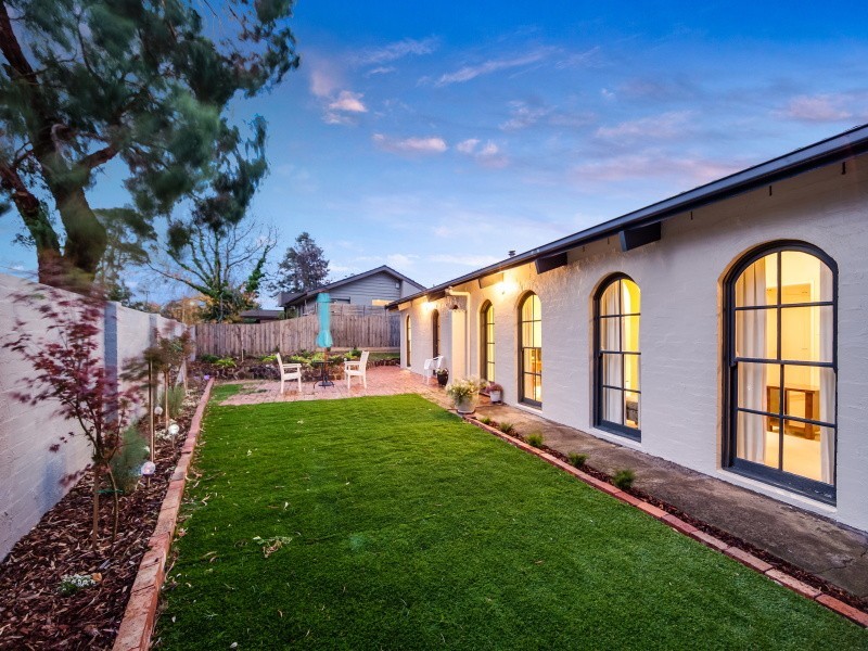 1 Carnoustie Court, Frankston VIC 3199