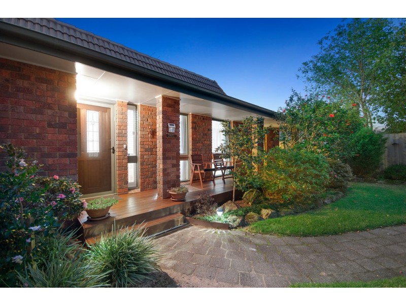 77 Screen Street, Frankston VIC 3199