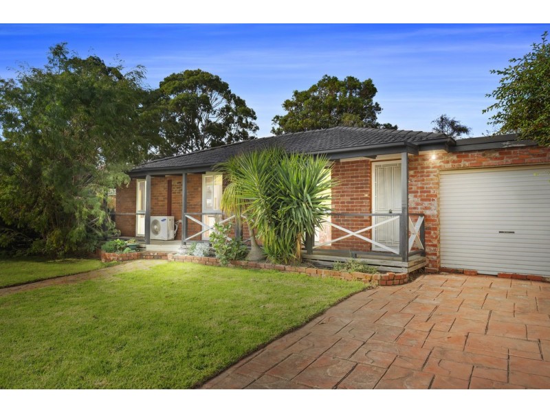 11 Deakin Crescent, Baxter VIC 3911