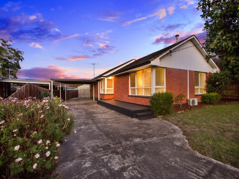 56 Leonard Street, Frankston VIC 3199