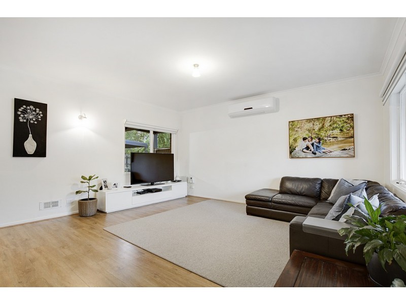 55 Raphael Crescent, Frankston VIC 3199
