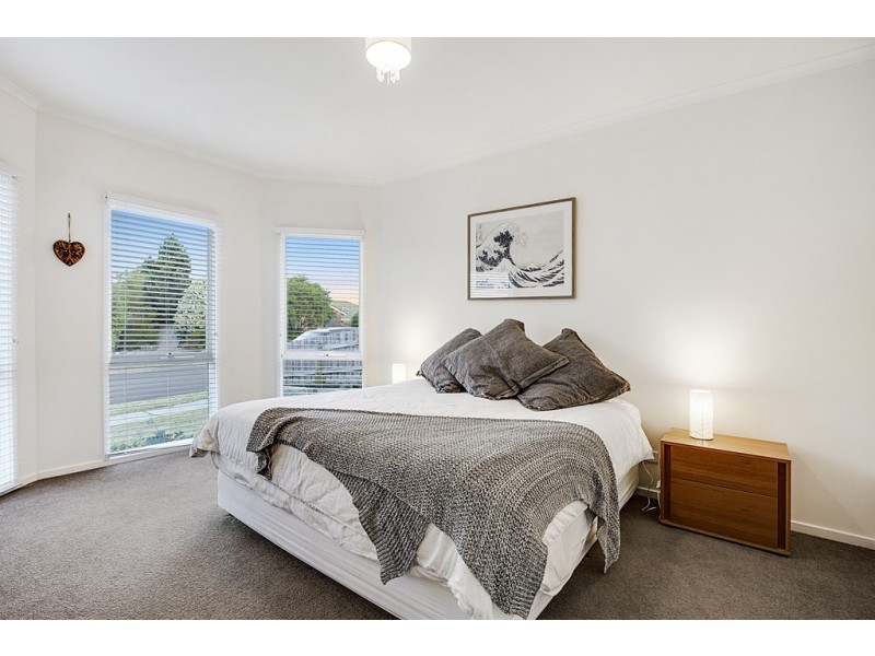 55 Raphael Crescent, Frankston VIC 3199