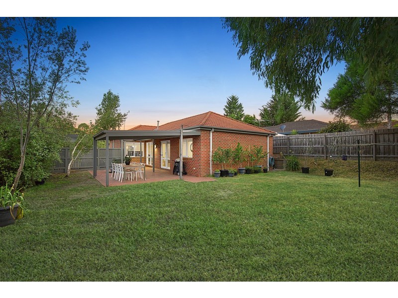 55 Raphael Crescent, Frankston VIC 3199