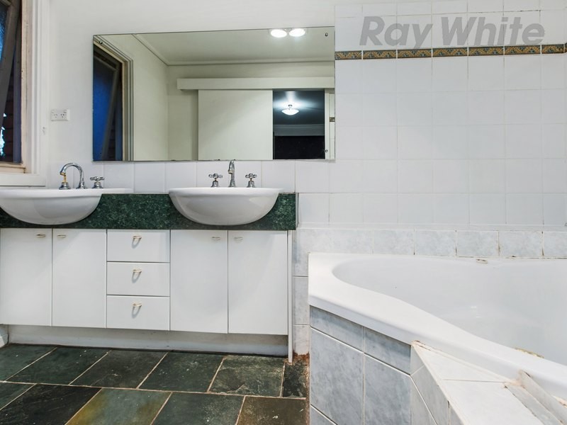 15 Yuluma Court, Frankston VIC 3199