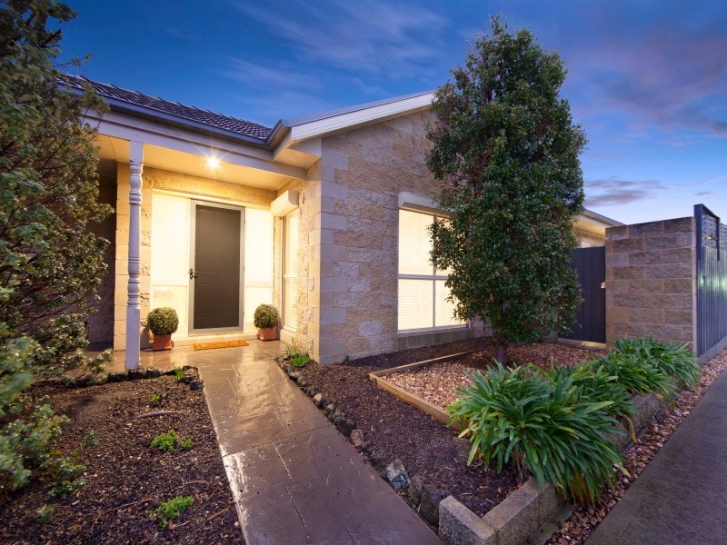 2 Port Phillip Drive, Mornington VIC 3931