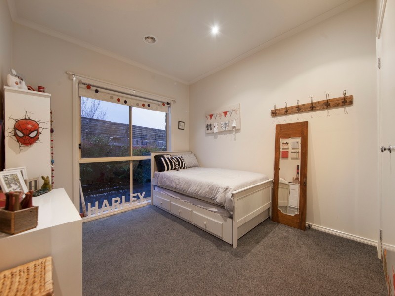 2 Port Phillip Drive, Mornington VIC 3931