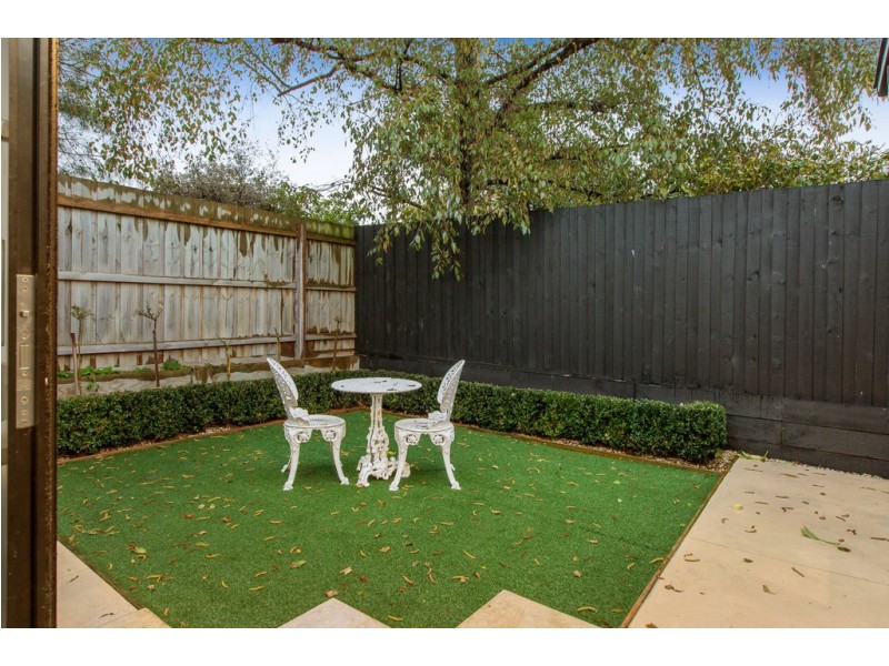 22 Dalsten Grove, Mount Eliza VIC 3930