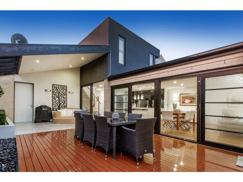 22 Dalsten Grove, Mount Eliza VIC 3930