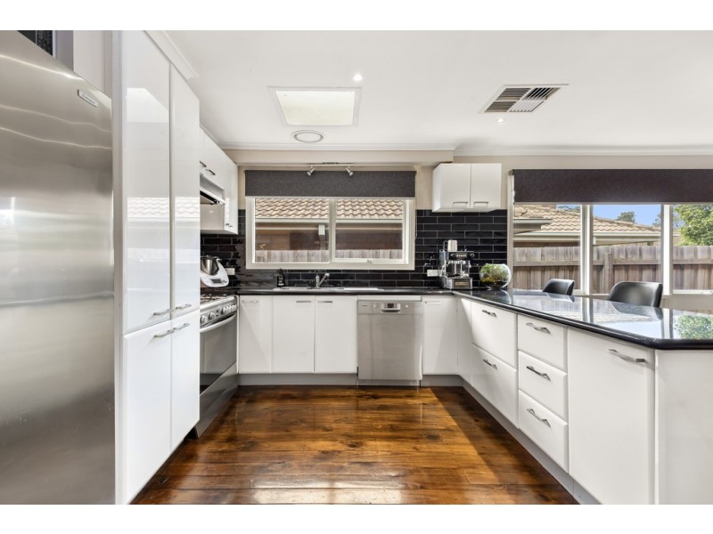 5 Netherplace Drive, Frankston VIC 3199