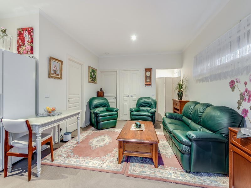 2/8-10 Reservoir Road, Frankston VIC 3199