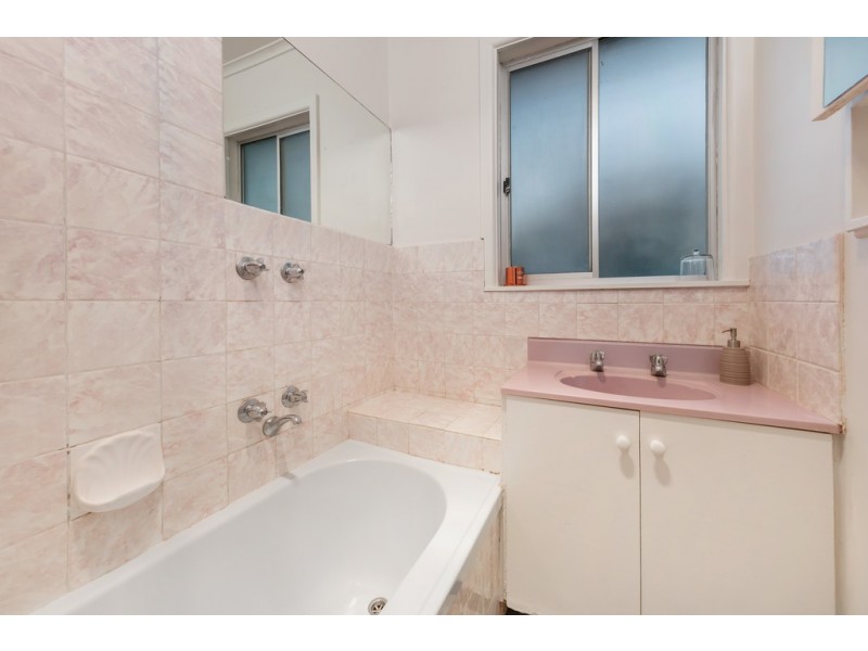 4 Eton Court, Frankston VIC 3199