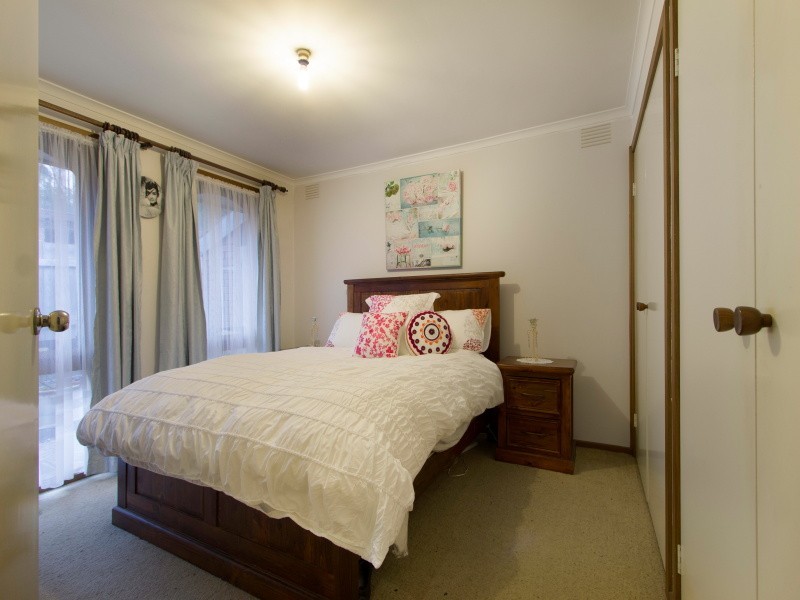 13 Raphael Crescent, Frankston VIC 3199