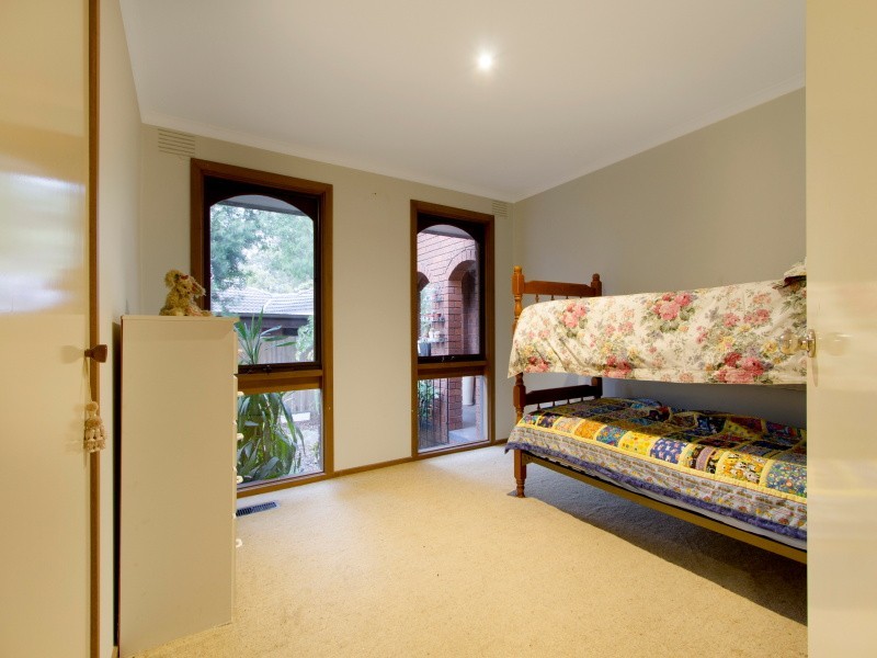 13 Raphael Crescent, Frankston VIC 3199