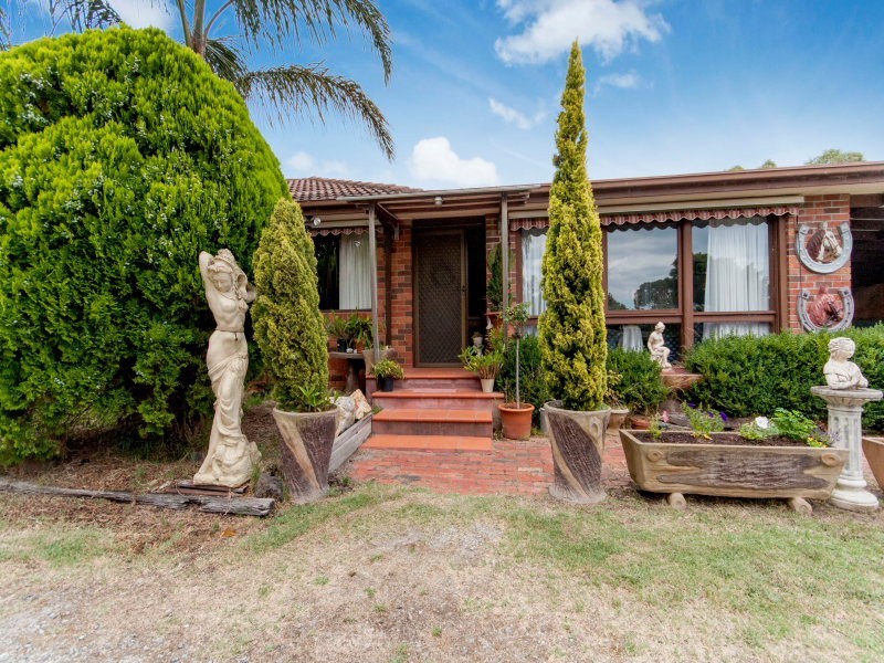 1 Bartlett Street, Frankston South VIC 3199