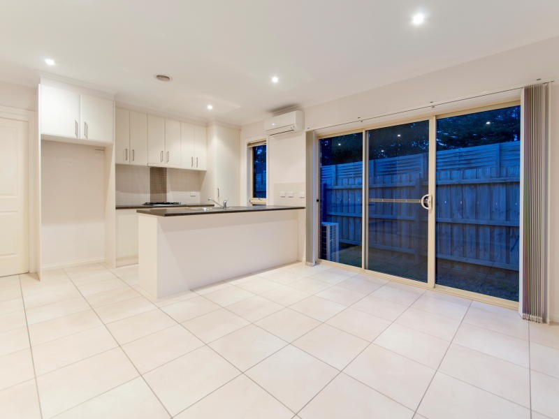 4/9 Reservoir Road, Frankston VIC 3199
