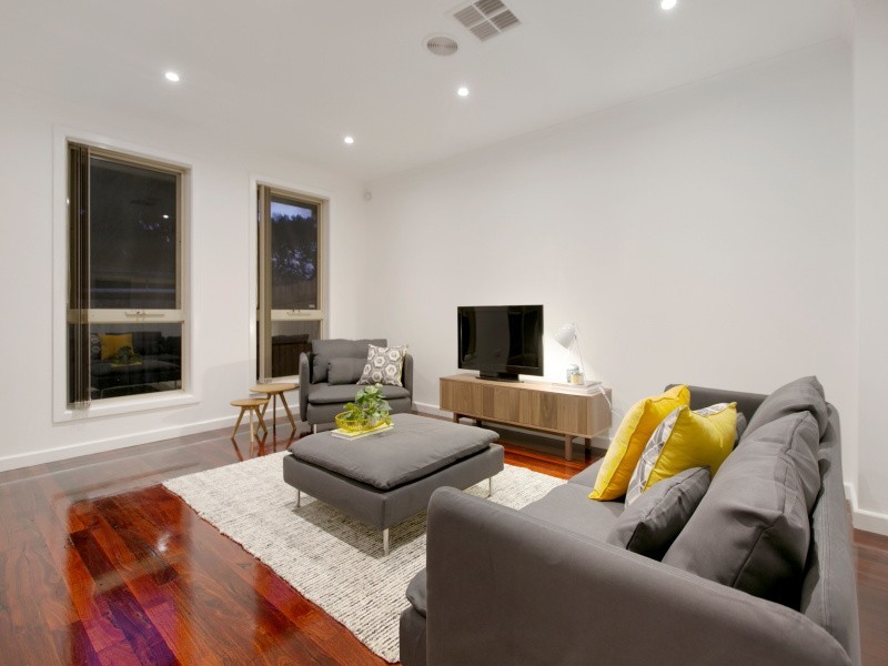 2B Frank Street, Frankston VIC 3199