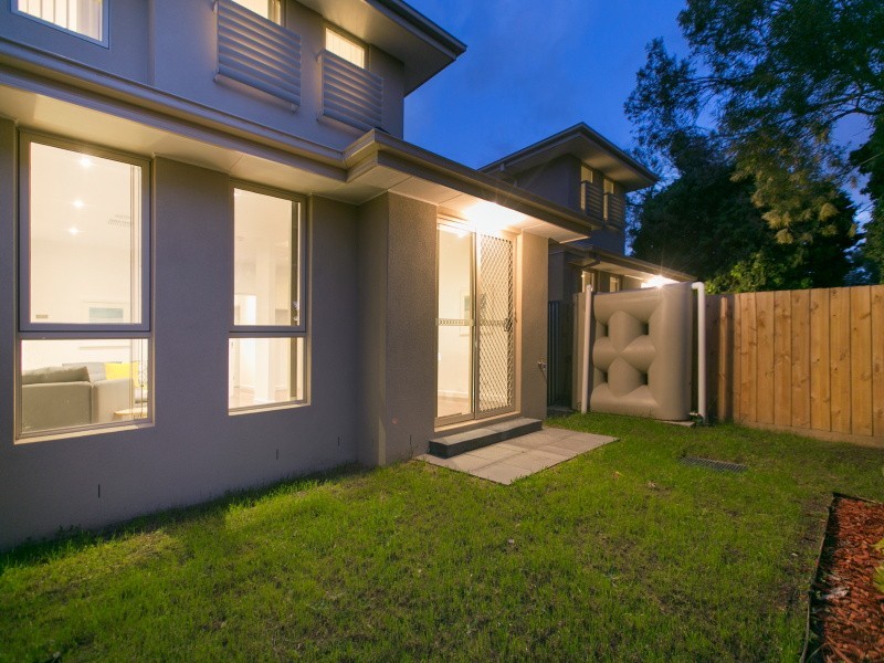 2B Frank Street, Frankston VIC 3199