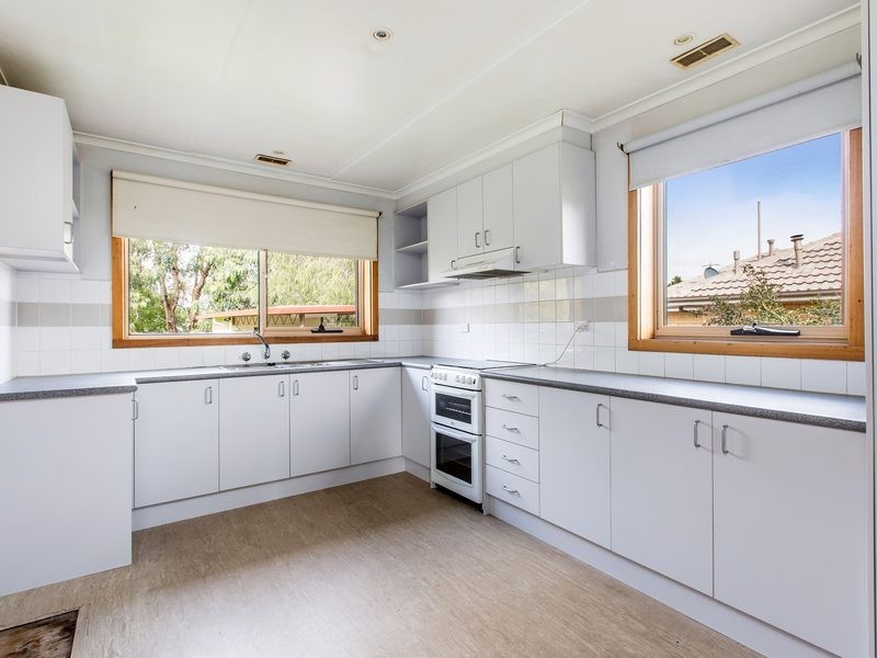 30 Coolgardie Street, Frankston North VIC 3200