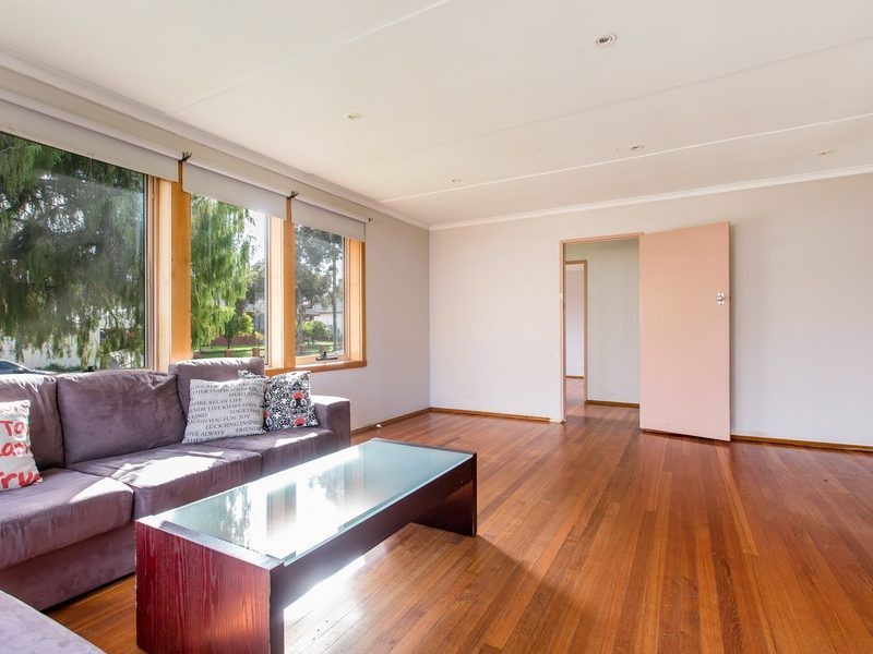 30 Coolgardie Street, Frankston North VIC 3200