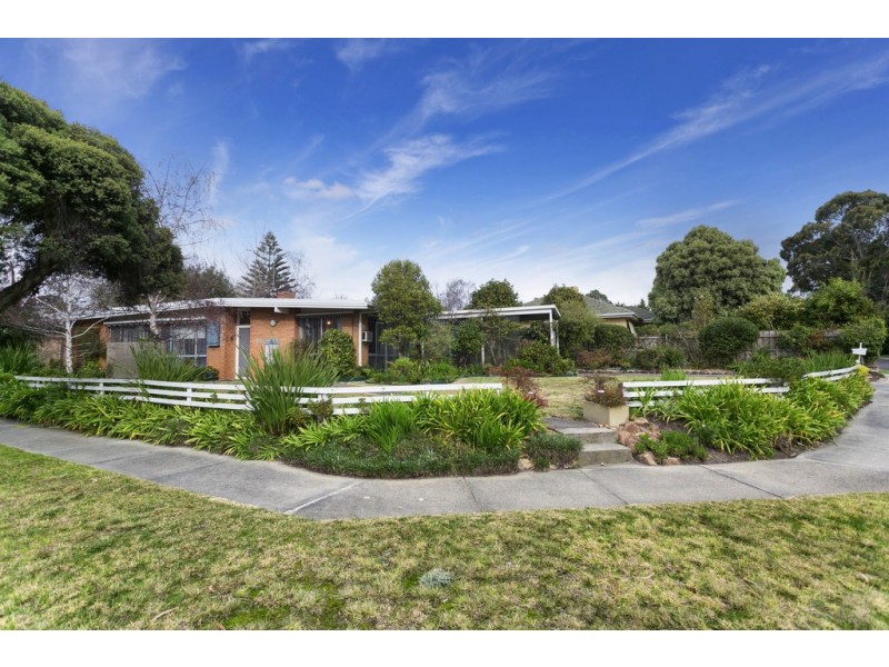 10 Helvetia Court, Frankston VIC 3199