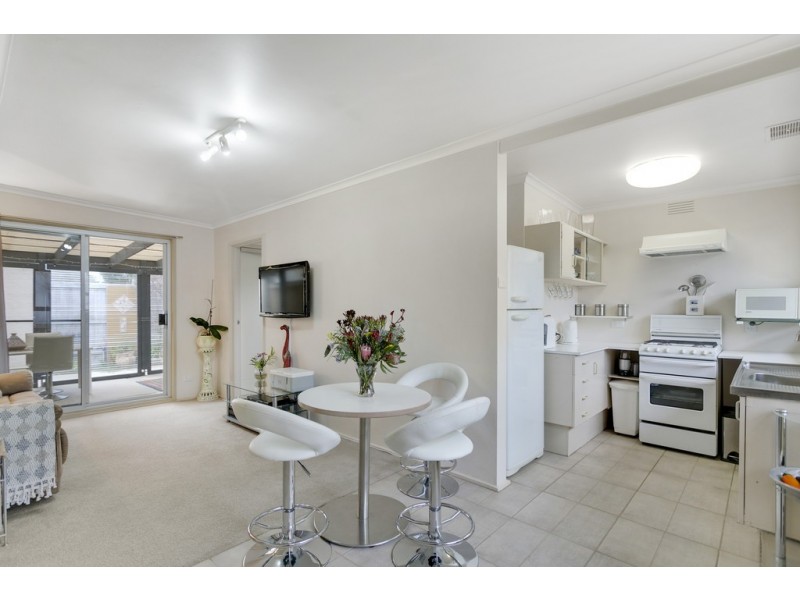 10 Helvetia Court, Frankston VIC 3199