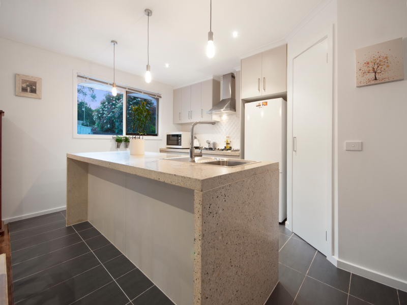 56 Willow Road, Frankston VIC 3199