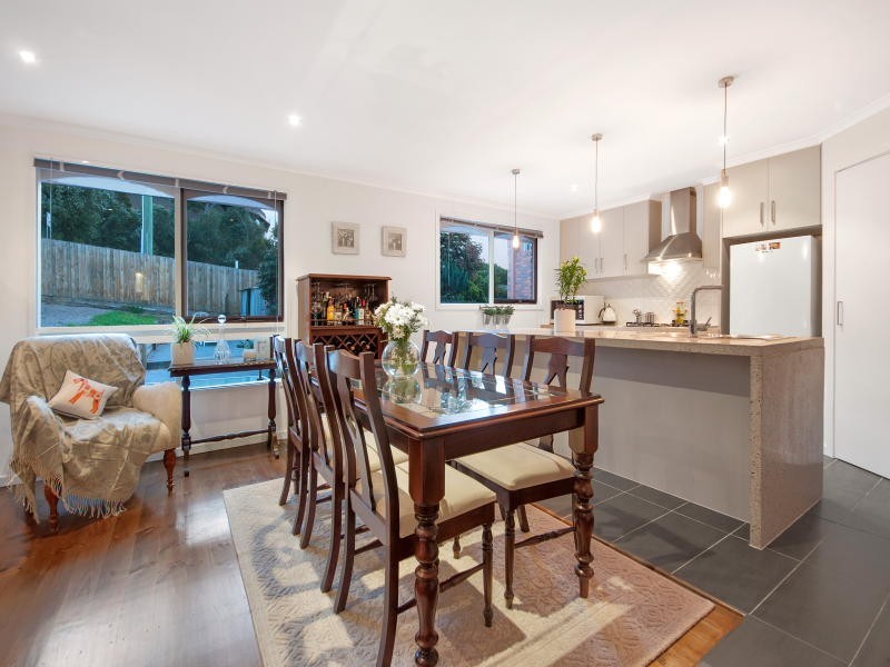 56 Willow Road, Frankston VIC 3199