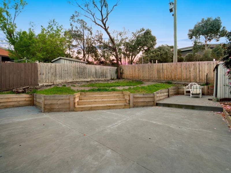 56 Willow Road, Frankston VIC 3199