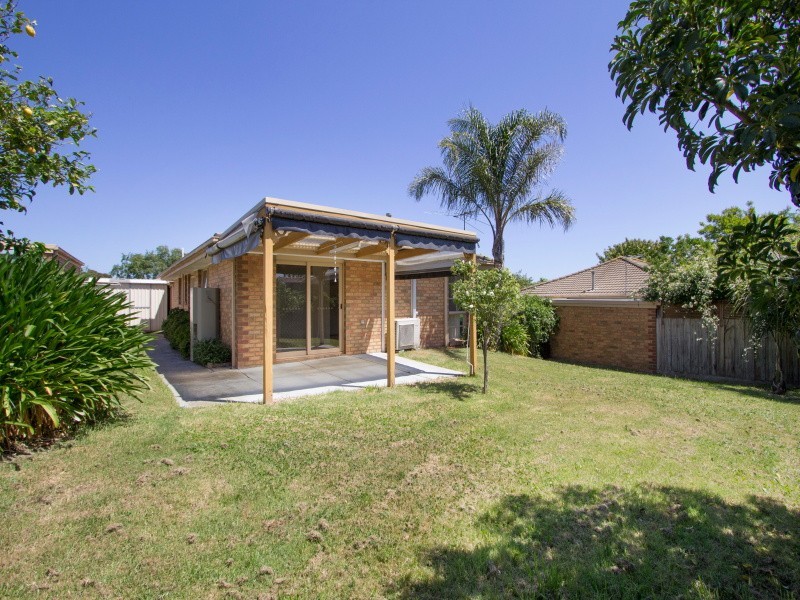 4/3 Pellita Way, Langwarrin VIC 3910