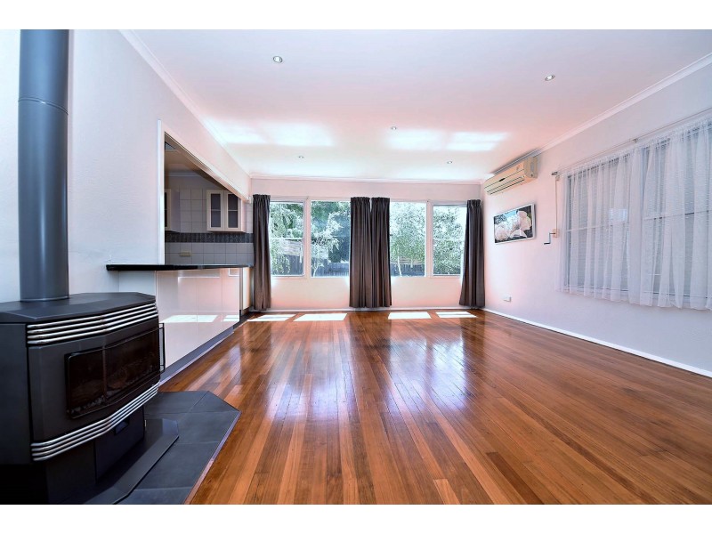 35 Radiata Street, Frankston North VIC 3200