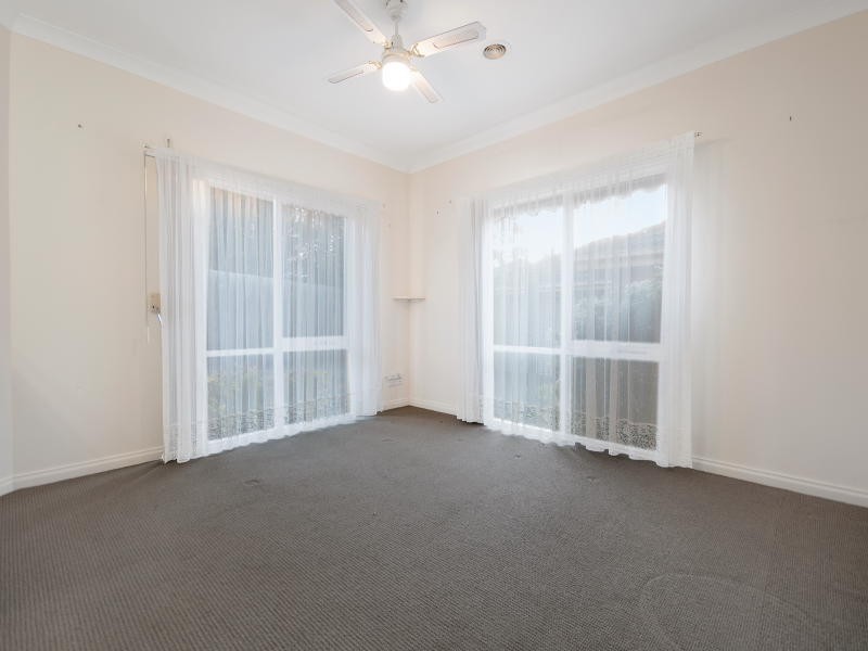 2/63 Screen Street, Frankston VIC 3199
