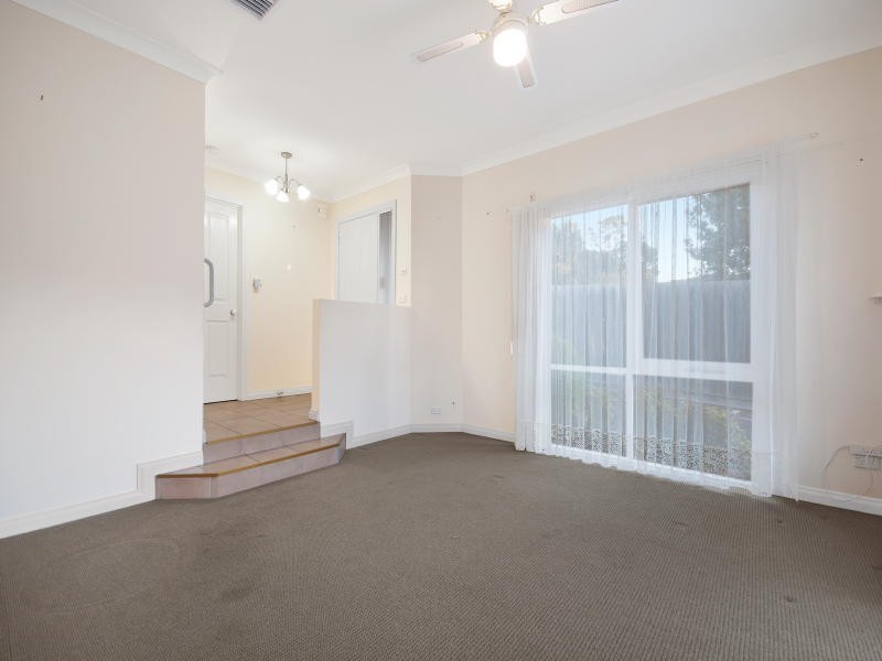2/63 Screen Street, Frankston VIC 3199