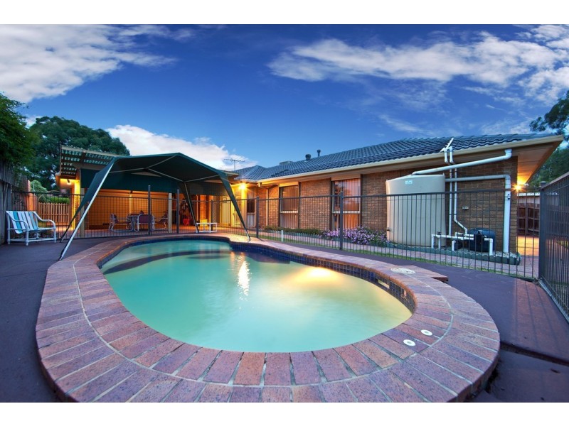 14 Bokissa Drive, Frankston VIC 3199